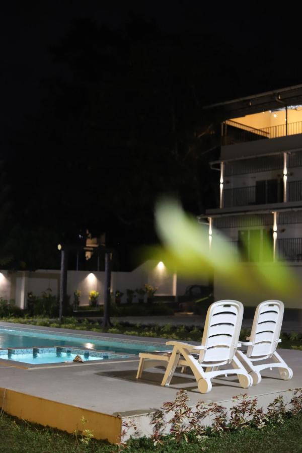 Seeheim Resorts Athirappilly Bagian luar foto
