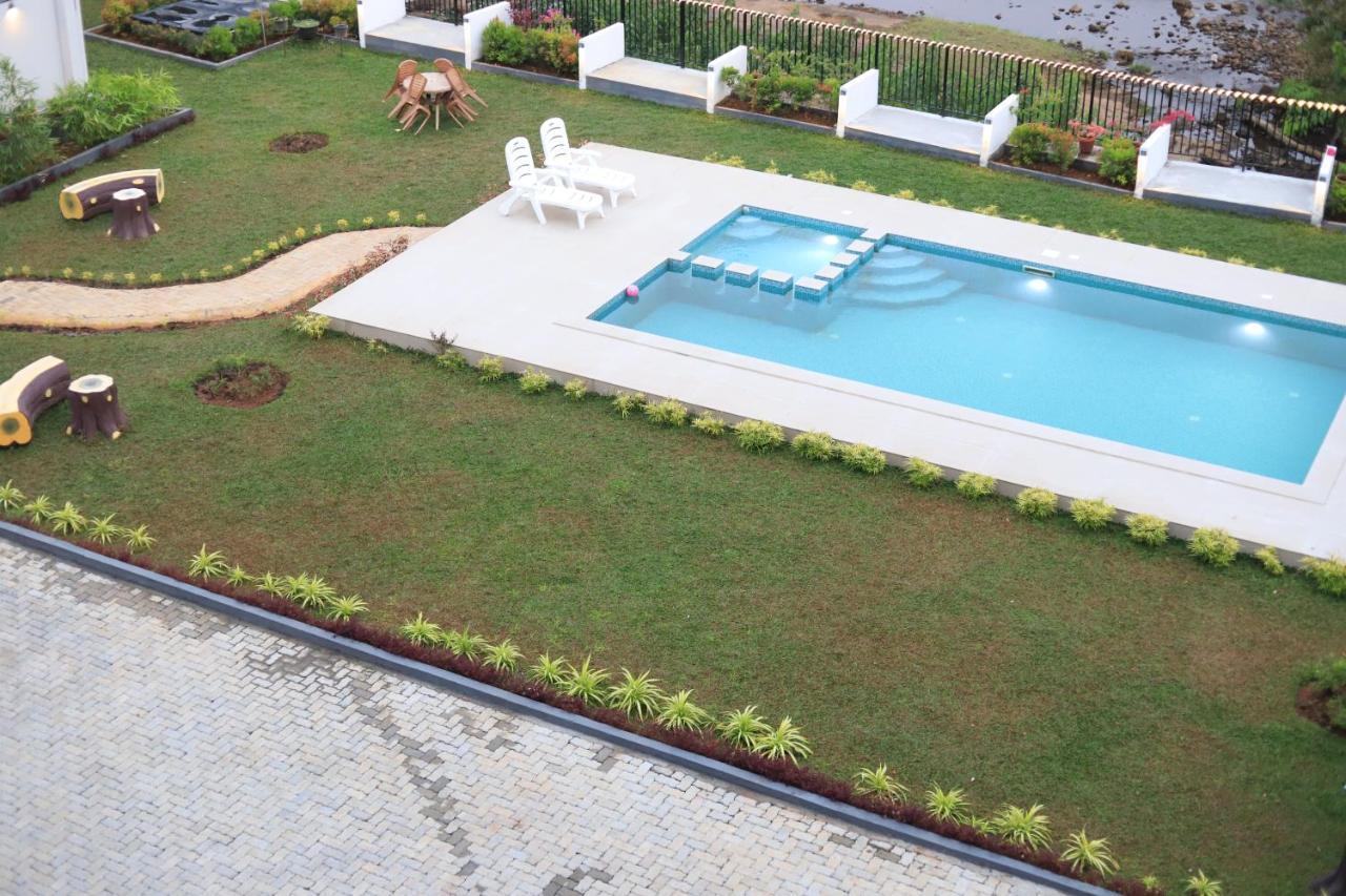 Seeheim Resorts Athirappilly Bagian luar foto